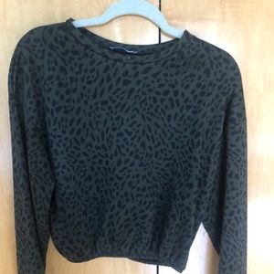 Green leopard top